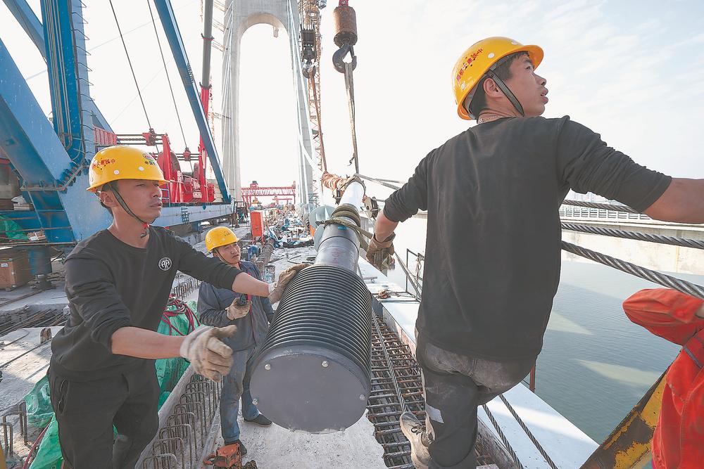 新建福厦铁路7标安海特大桥主桥加紧施工