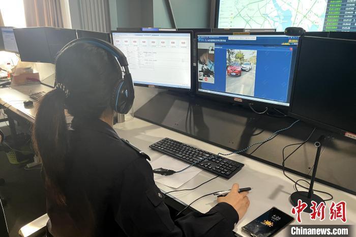厦门警方创新“视频出警”模式 推出5G交通事故定责定损系统