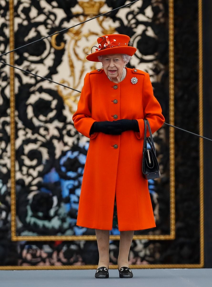 仍有轻微新冠症状 英国女王临时取消线上活动