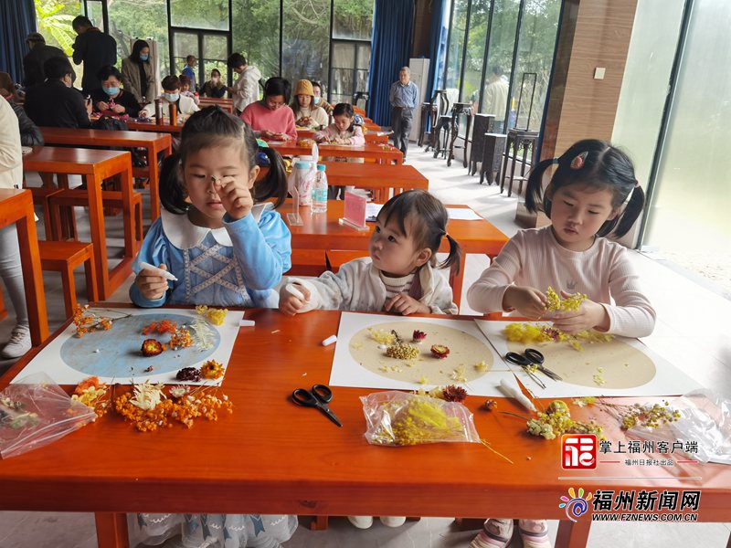 上巳节文化月开幕 近3.5万市民游西湖