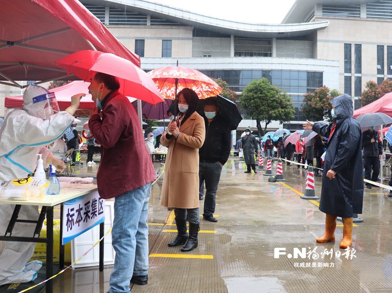 马尾核酸检测采样跑出“加速度”