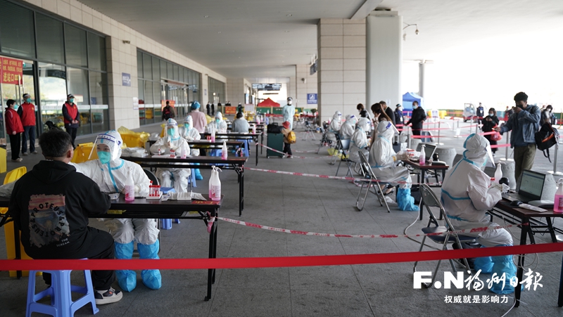 福州火车站：常态化场所消杀 便捷化核酸检测