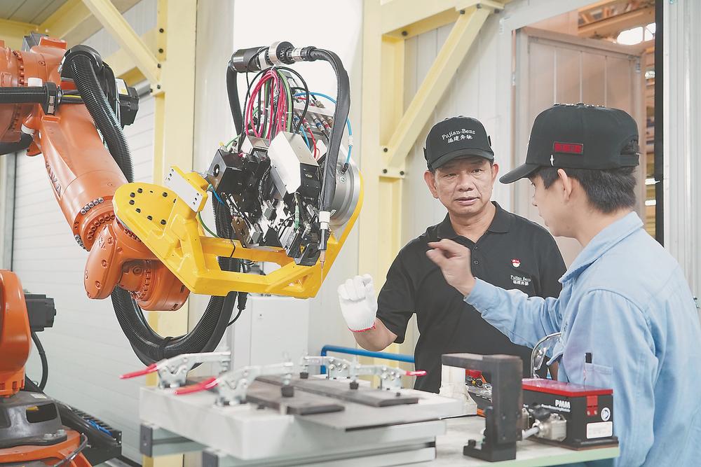 福州启动数字工匠培养计划 数字经济呼唤数字工匠