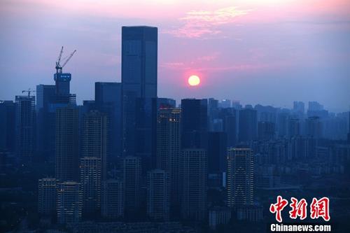 9天中国18城密集“稳楼市” 房地产何时回暖？