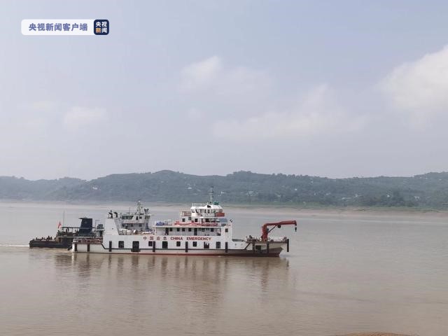 “中国应急重庆号”水上救援船成功下水