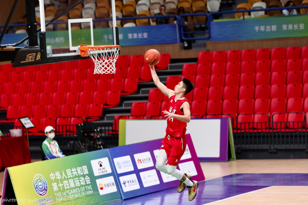 Sanming basketball player Zeng Lingxuan to play in the National League