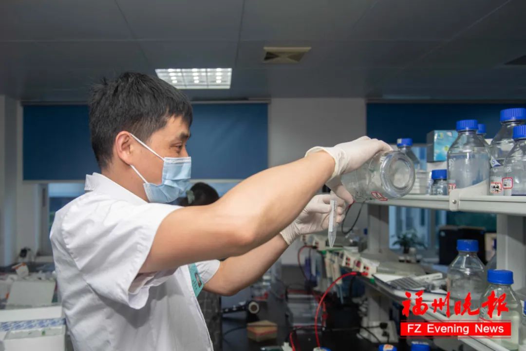 赵必星：肝癌新抗原疫苗的研究者
