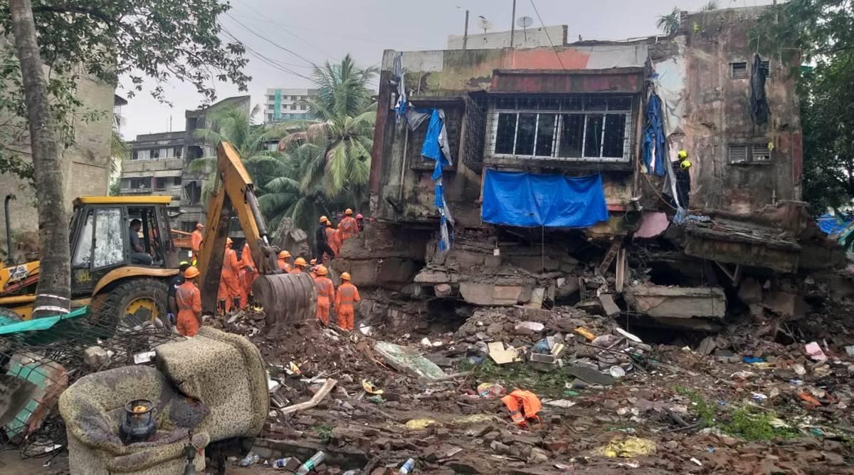 印度孟买一楼房倒塌 已致2死12伤