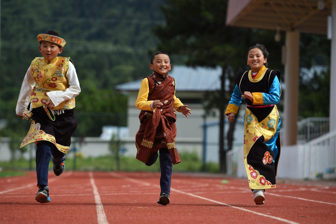 走进中国最偏远的中小学校 拼多多“为你读书”公益行动抵达疆藏