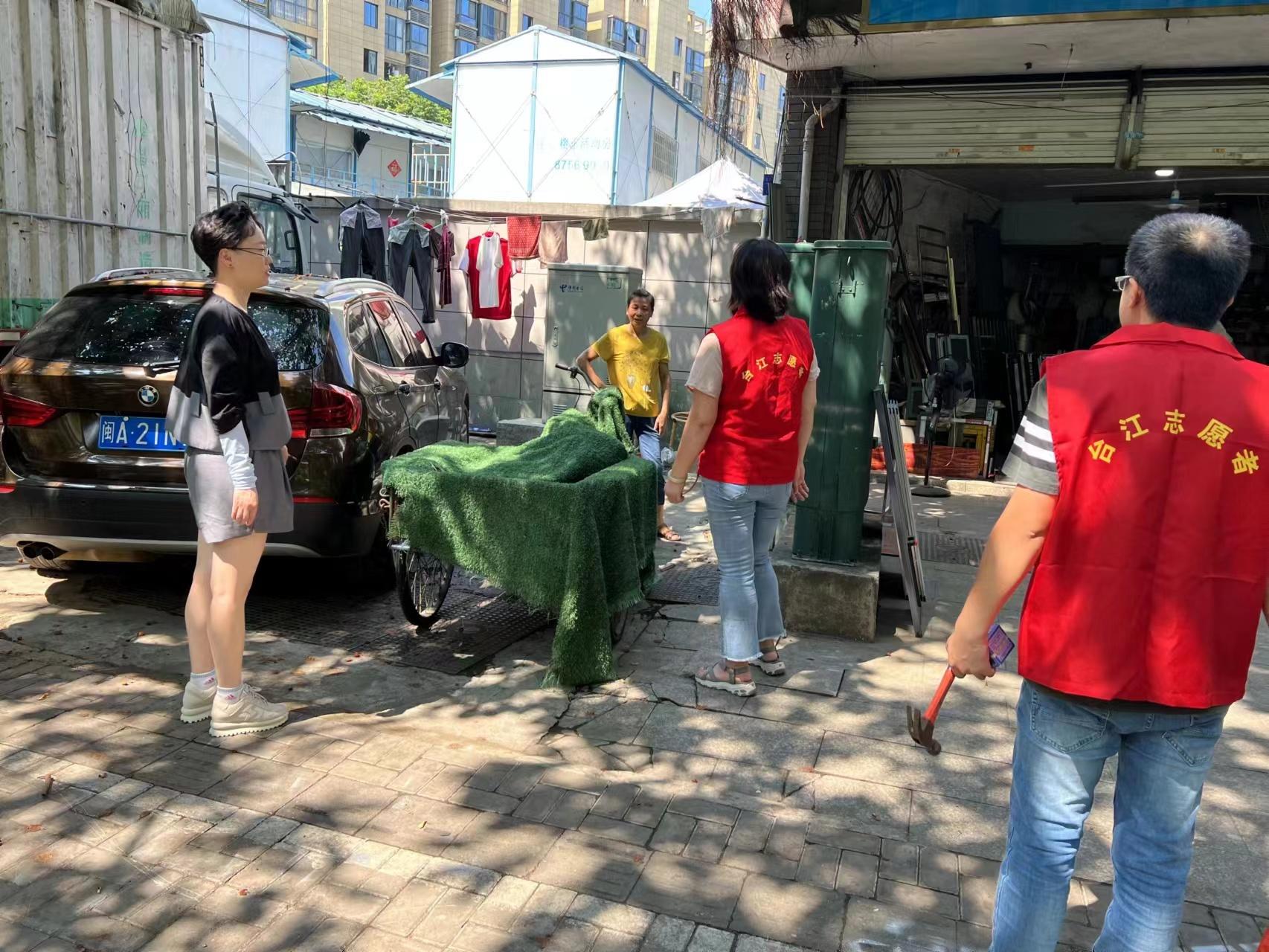 【携程攻略】上海南京路步行街景点,作为一个老上海人，同时小时候也是住在南京路附近的人来说，这条街的…
