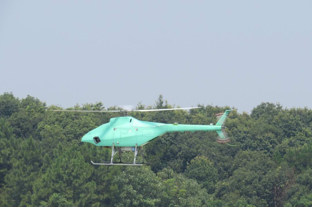 国产新款舰载无人直升机AR-500CJ首飞成功
