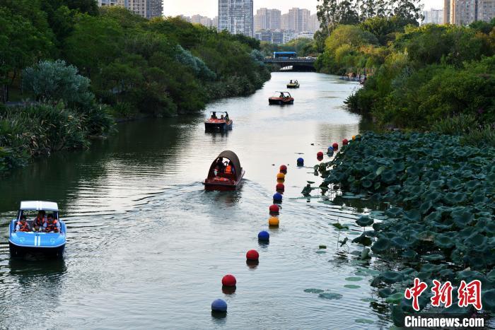 国庆假期：福州内河游引游人