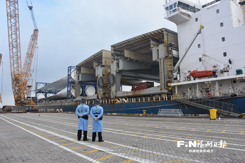 全球量产最长风电叶片在江阴港区出口