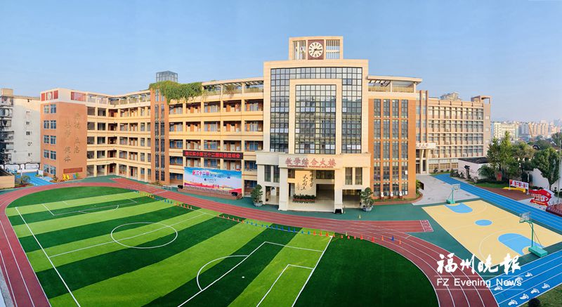 连江12所学校开始集团办学