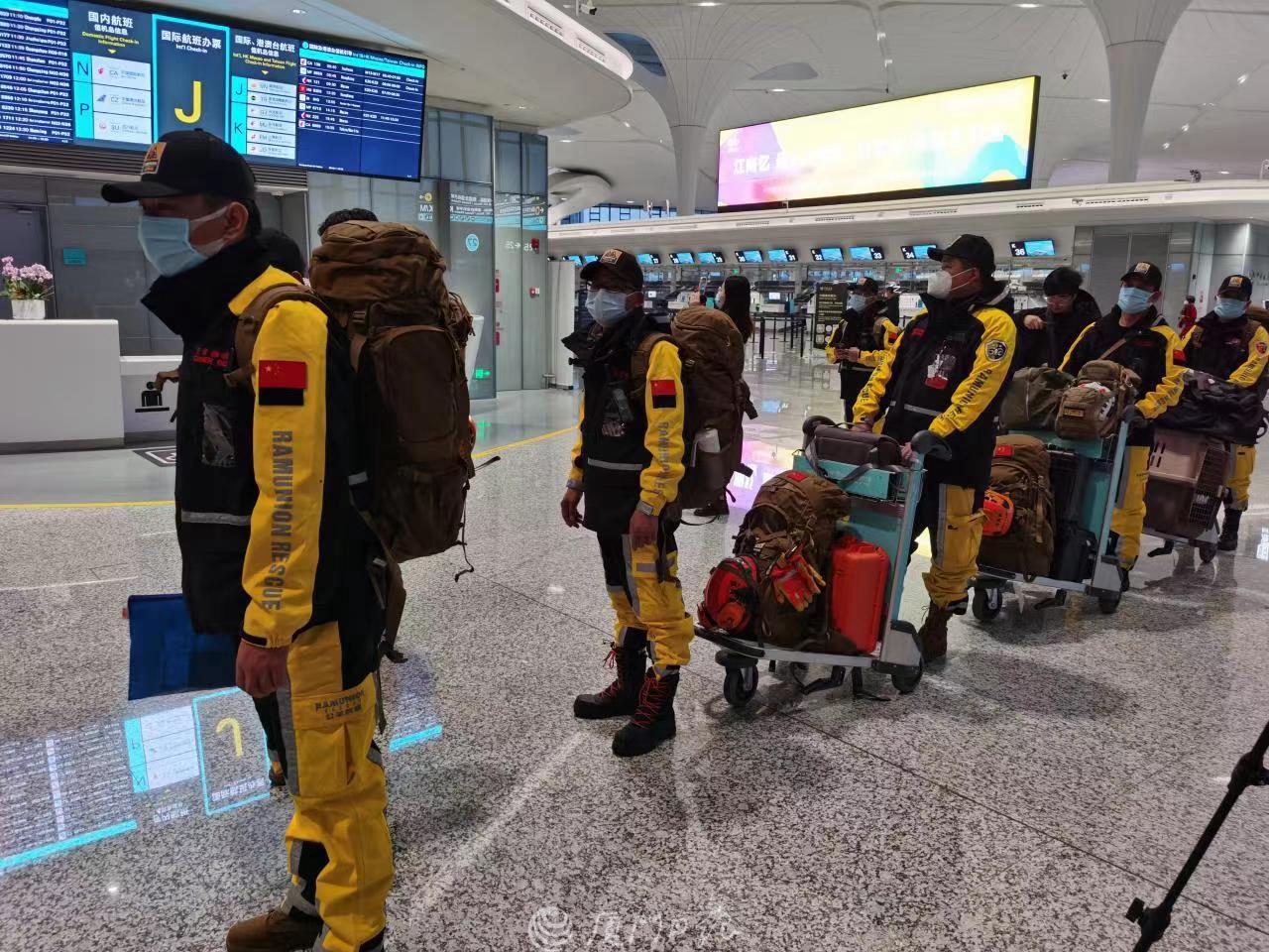 出发！中国首支救援队搭乘厦航，驰援土耳其地震灾区！
