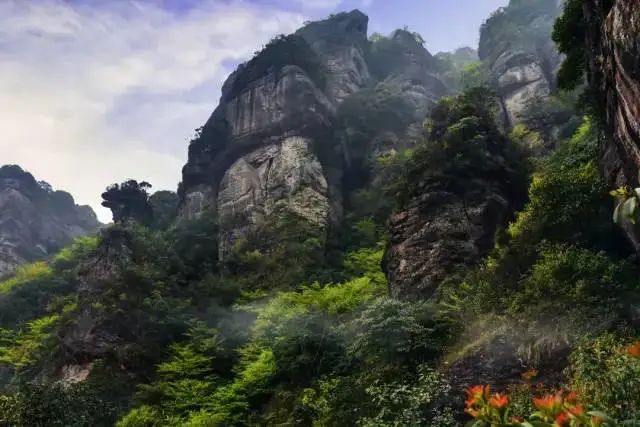 美文欣赏！福建知名散文家黄文山笔下的白岩山