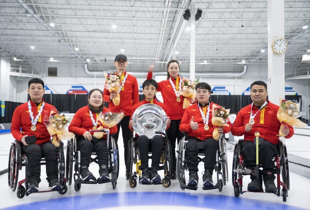 祝贺！中国轮椅冰壶队卫冕世锦赛冠军
