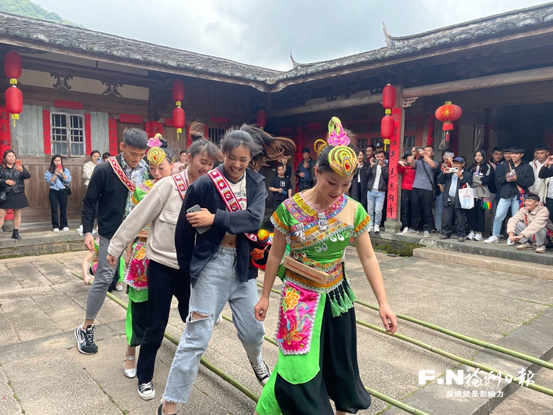 台湾少数民族乐舞艺术团来榕交流