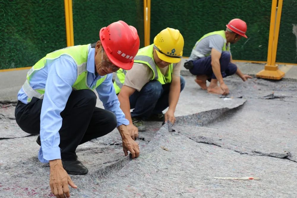 永泰这条市政道路进行路面修缮 5月底完工