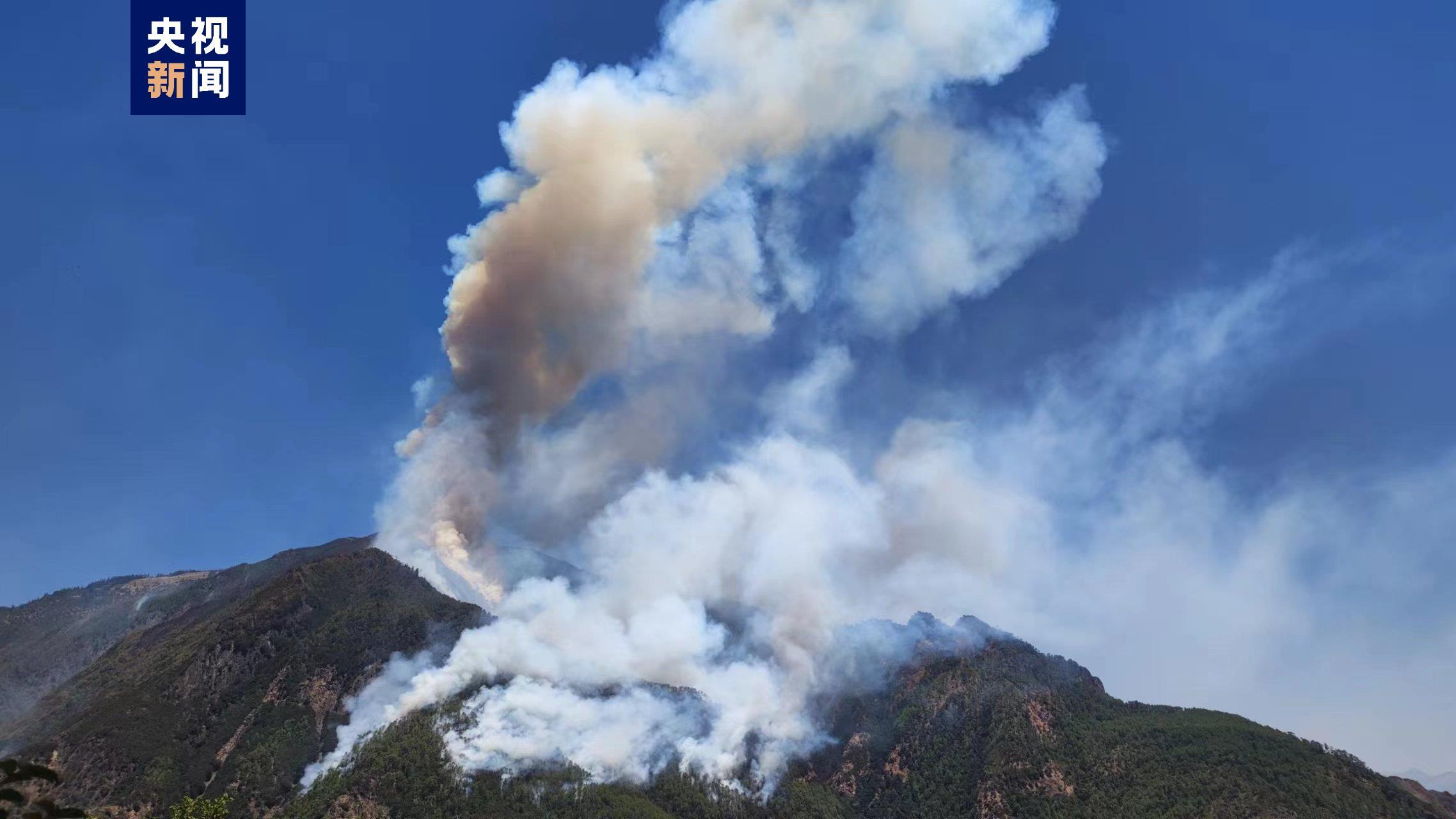 四川木里山火仍在扑救，203名消防救援人员今日增援