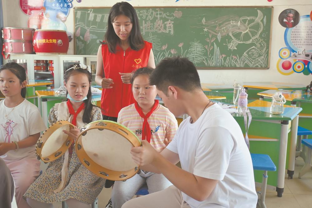 福州大学志愿服务团队：“行走的音符”助力“流动的成长”