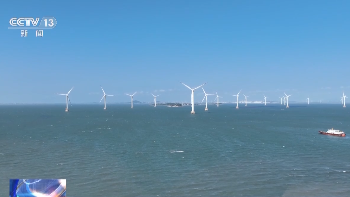 来看高空“穿针引线”现场：全球首台16兆瓦海上风机正在安装