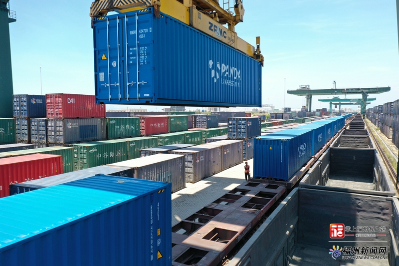 “闽都号”中欧班列开行一周年 出口货物总额逾3亿元