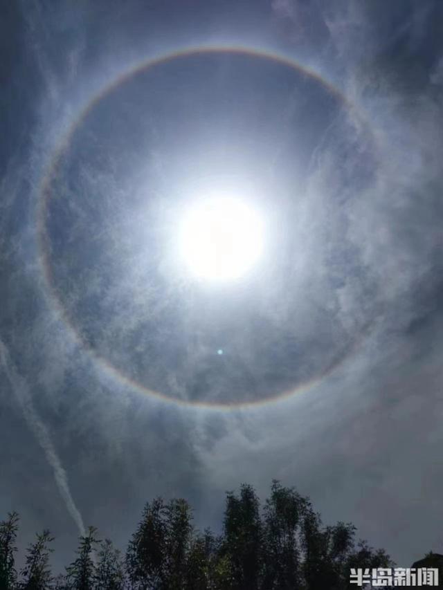 奇观！青岛上空惊现超大日晕