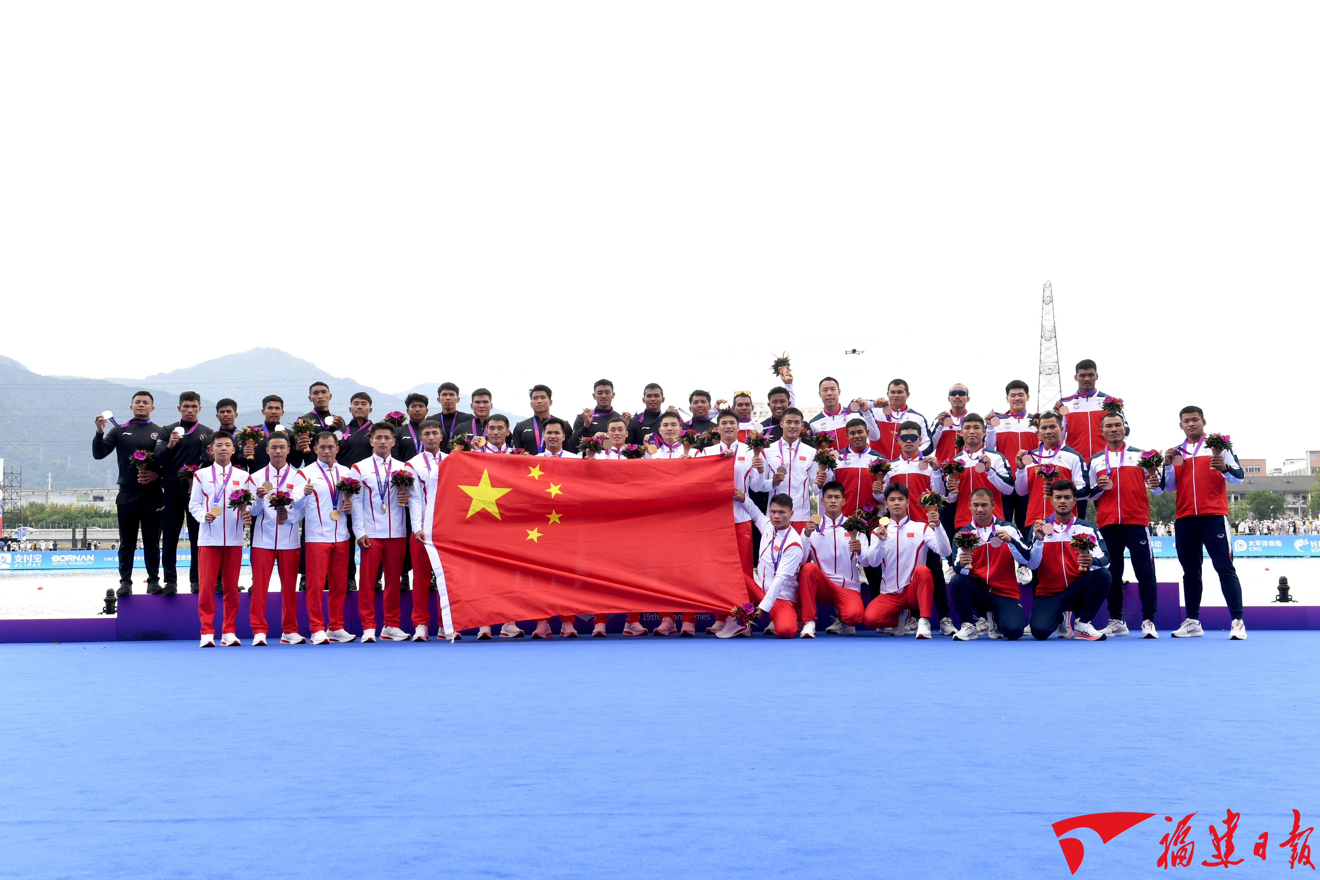 中国男队首夺亚运会龙舟500米直道竞速金牌
