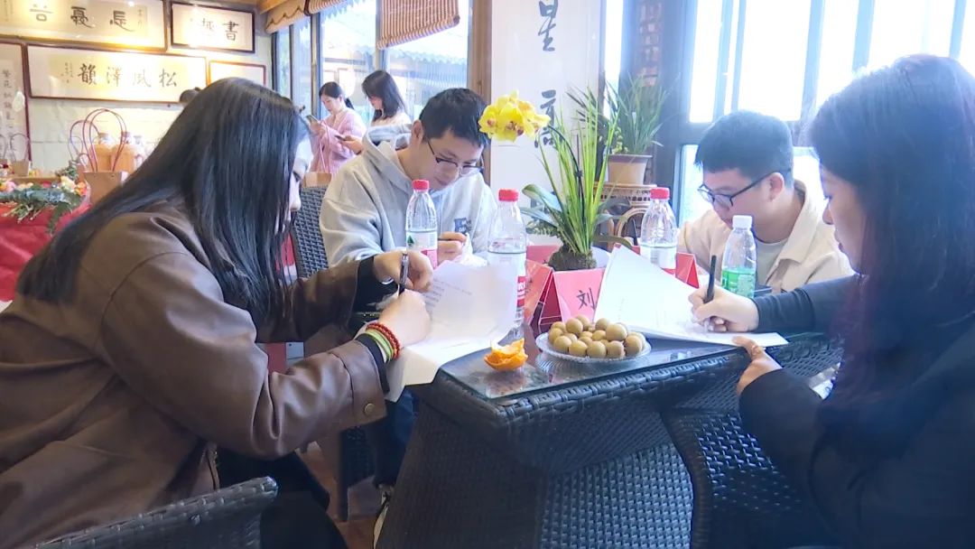 罗源县举办海外青年、企事业单位引进人才主题沙龙活动