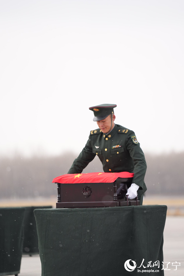 英雄回家｜风雪英雄归！第十批在韩中国人民志愿军烈士遗骸返回祖国