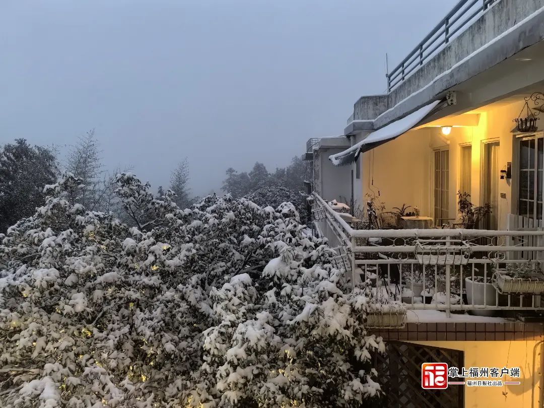 刷屏！福州人在市区能看到雪山！ 网友：雪景房