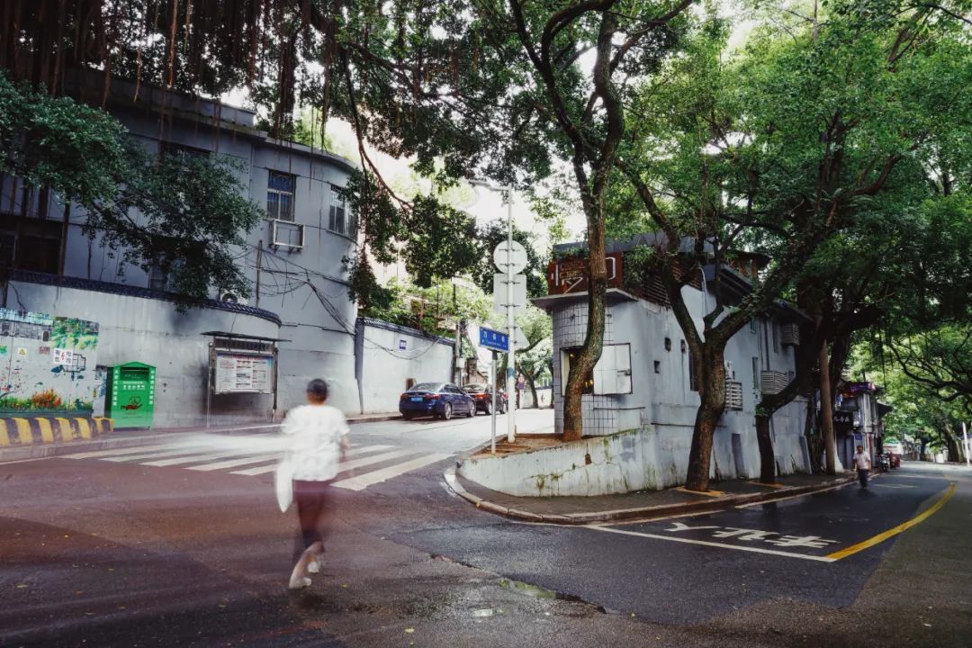 有声书｜万春巷8号，不只是一栋楼……