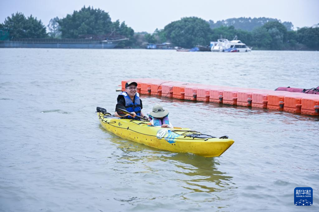 新华社关注！“水上漂”成为福州青年一代“新宠”