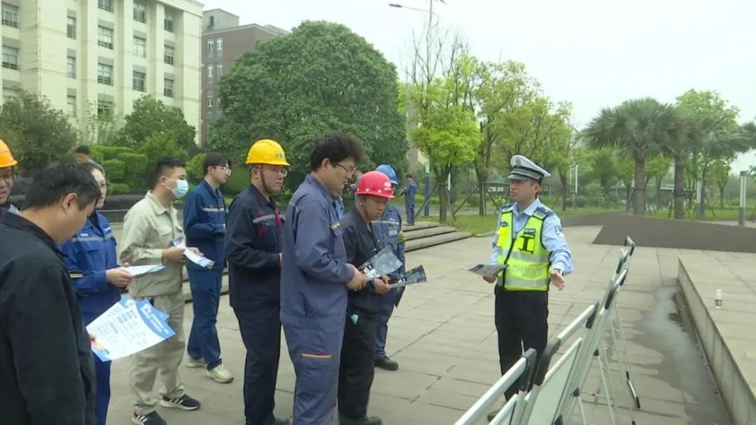 如何增进企业交通安全意识，罗源交警这样做！