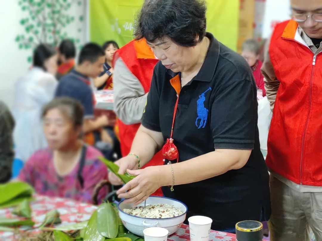 鼓楼南街街道：浓情端午 “粽”享欢乐