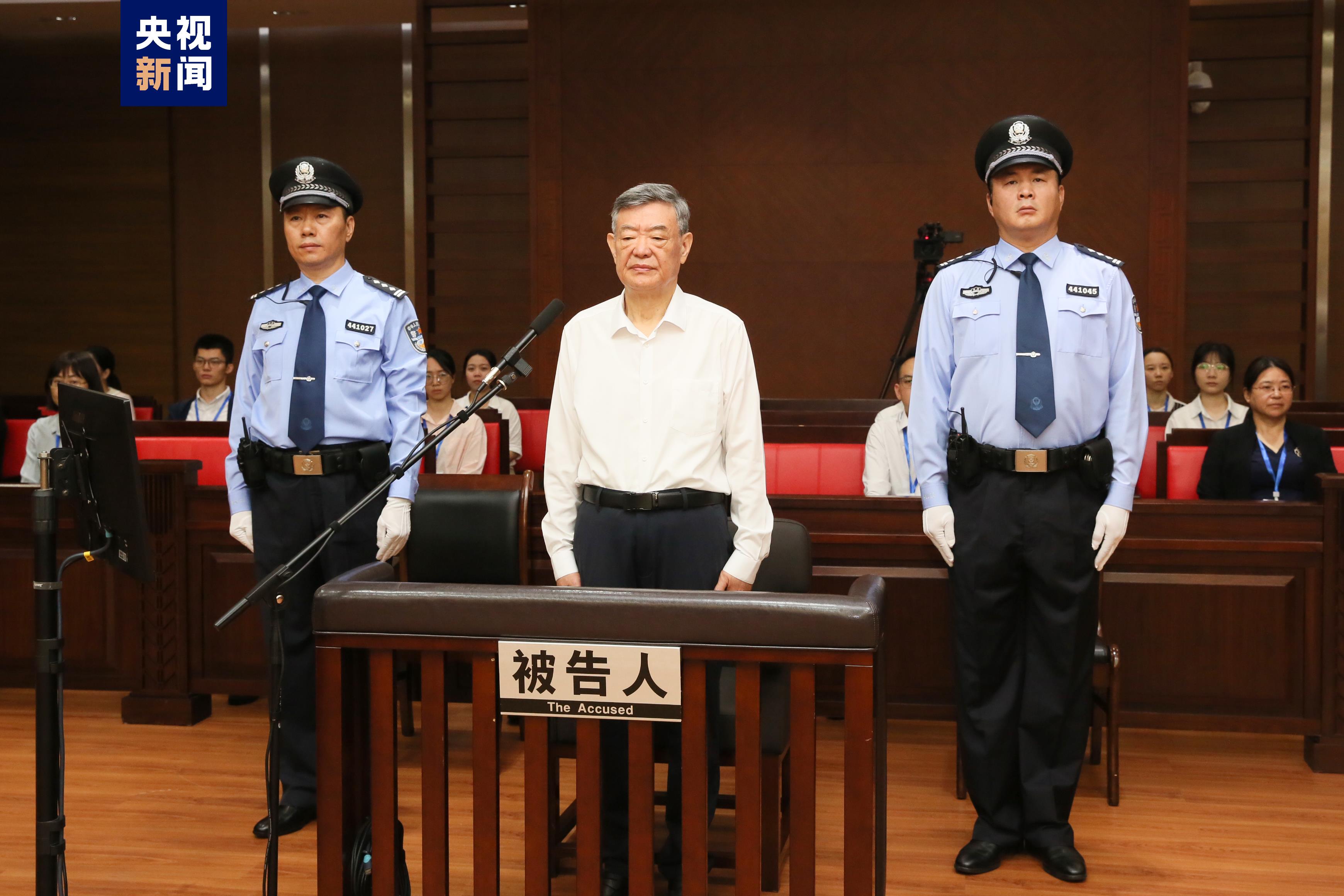 陕西省人大常委会原副主任李金柱一审被控受贿超4.32亿