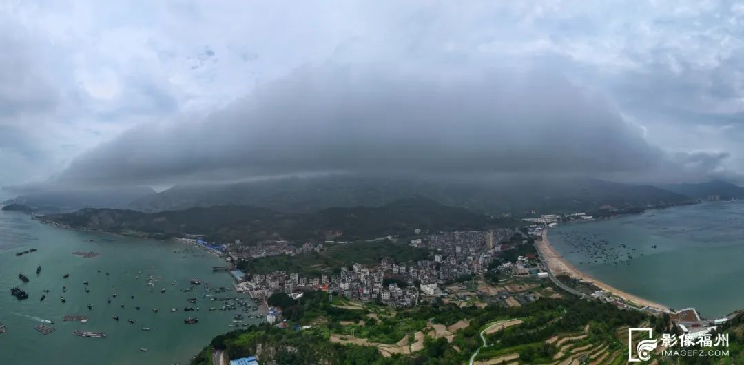 福州“一秒天黑”狂风骤雨