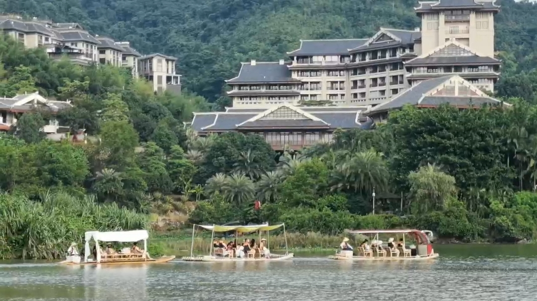 温泉、玩水、派对、美食……都在这里→