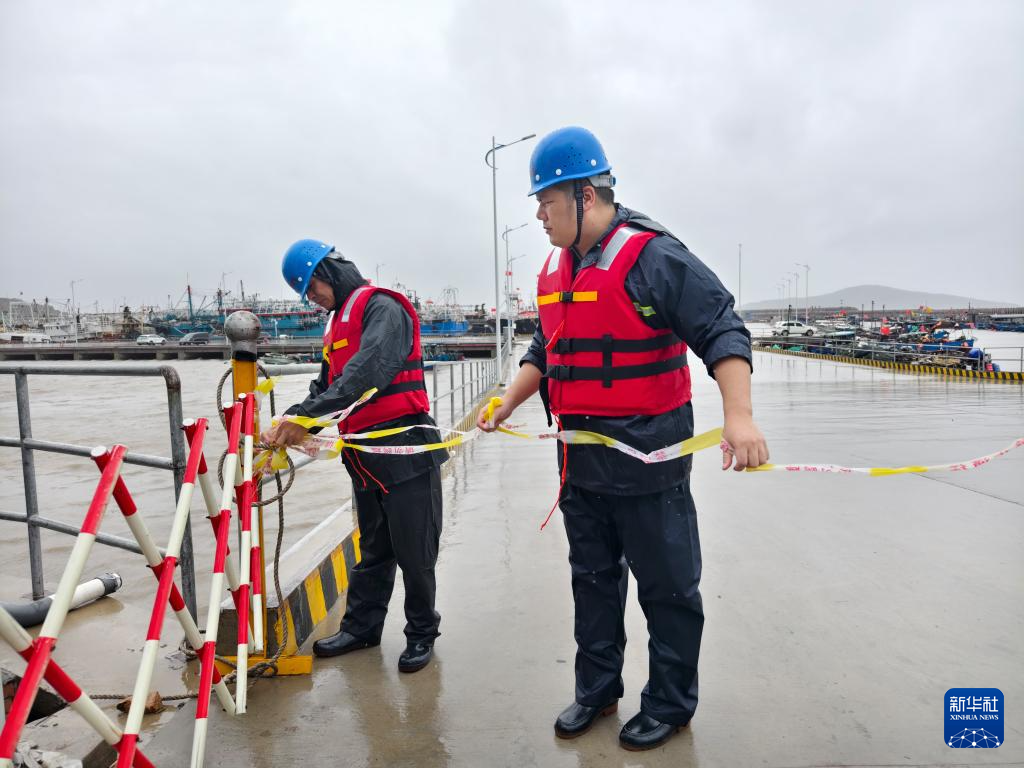 福建宁德：“格美”逼近 浪高雨急