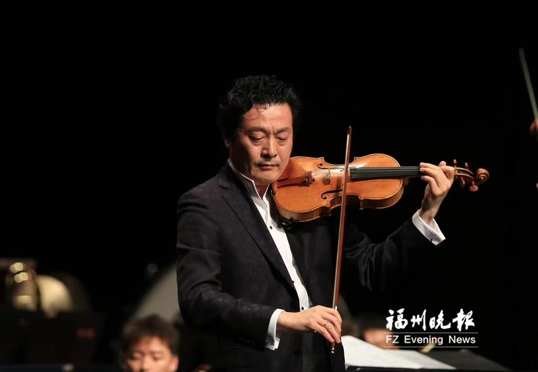著名小提琴演奏家吕思清来榕表演