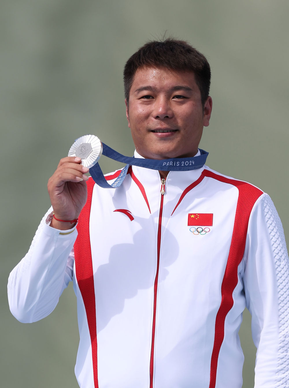 射击综合：齐迎多向夺银，创造中国男子飞碟奥运最佳战绩