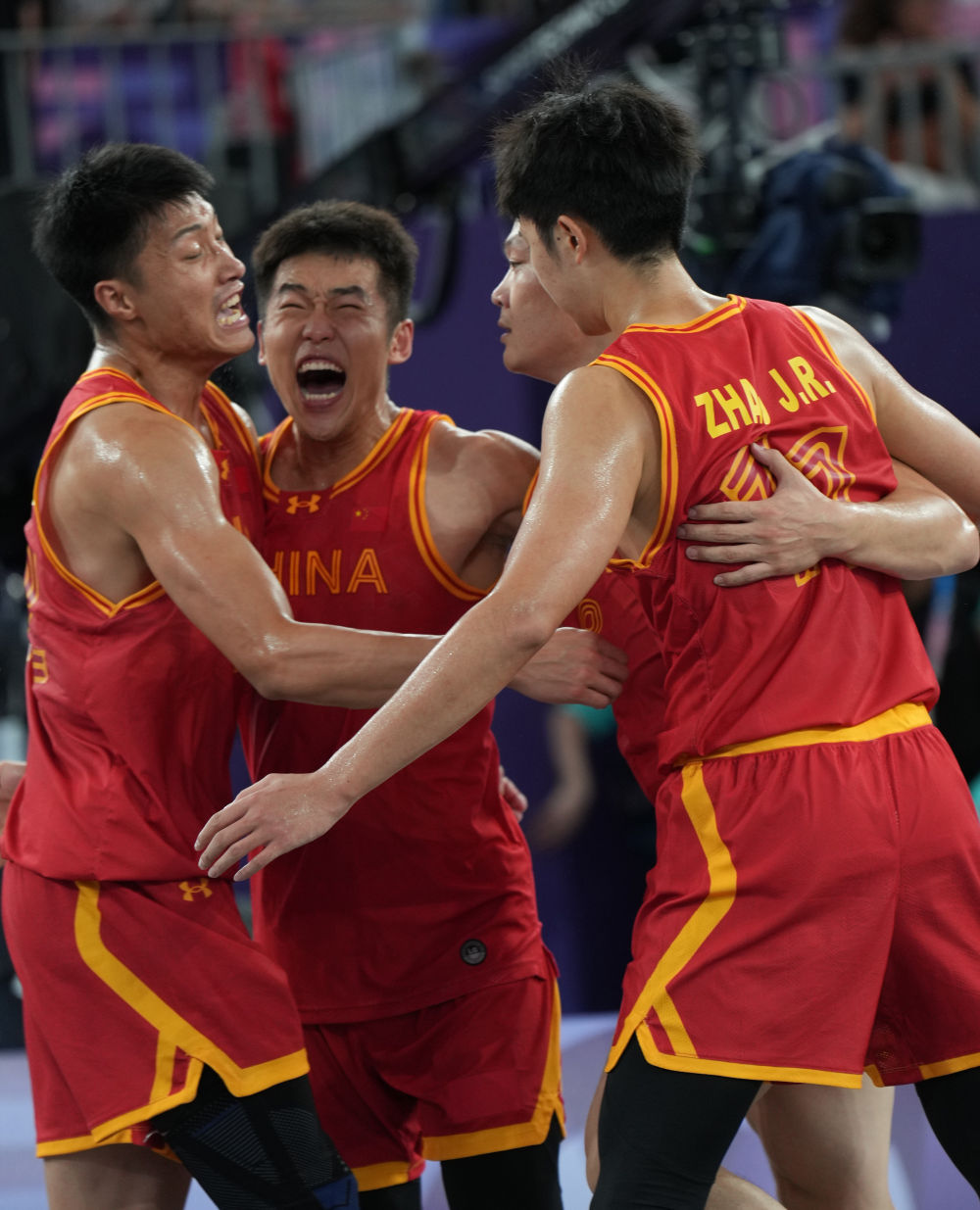 三人篮球综合：中国男队力压世界第一迎首胜