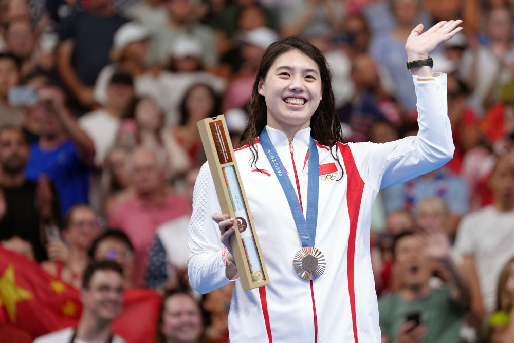 张雨霏获女子200米蝶泳铜牌