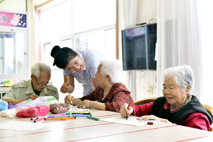 让明天的中国更美好——写在中华人民共和国成立75周年之际