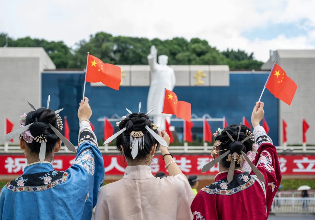 爆火！福州“三把刀”，多地游客赶来簪！