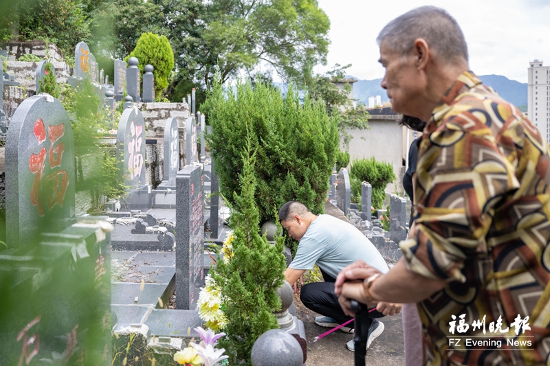 台湾八旬姐妹来榕寻根