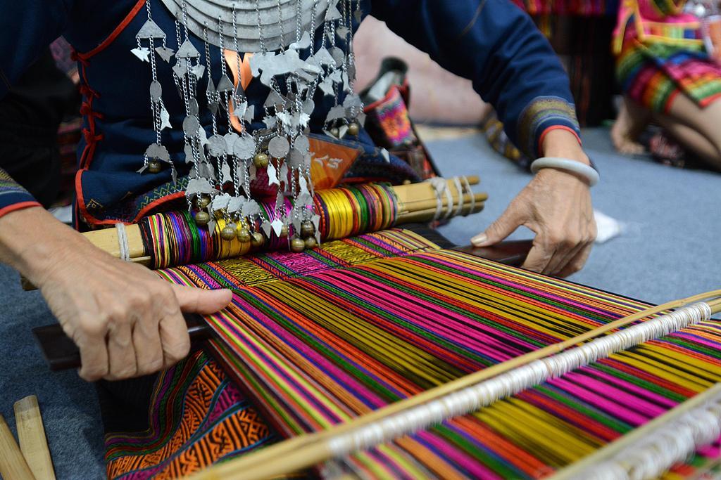 通过！“黎族传统纺染织绣技艺”成功转入人类非遗代表作名录