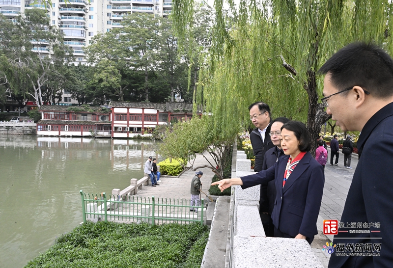 郭宁宁带队开展“护河爱水、清洁家园”活动