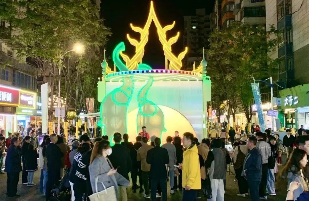 就在明天！达明美食街2.0焕新归来！